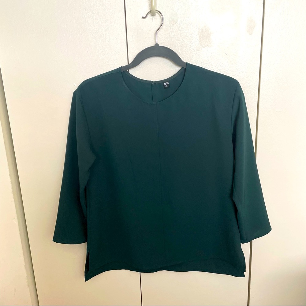 Uniqlo - Green 3/4 Sleeve Blouse - XS